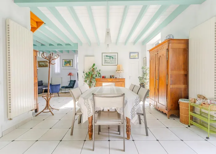 Ferienhaus L'embrun - T5 - Wifi - Acces A La La Bernerie-en-Retz